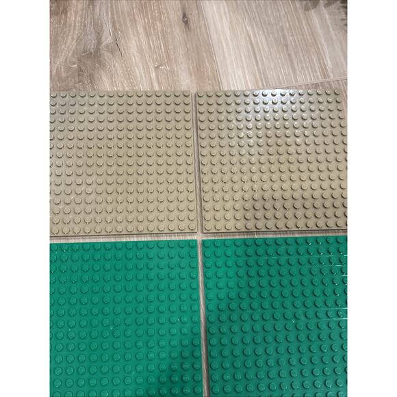 Lego 16 x 16 Plate Lot Of 6 #91405 Dark Tan, Green, Dark Bluish Gray 2x of Each - Picture 4 of 9